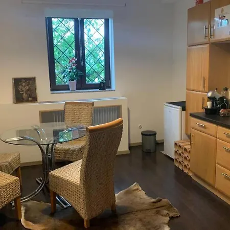 Apartment Gartenwohnung 5 Min. Zur Stadt