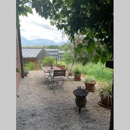 Gartenwohnung 5 Min. Zur Stadt Apartment