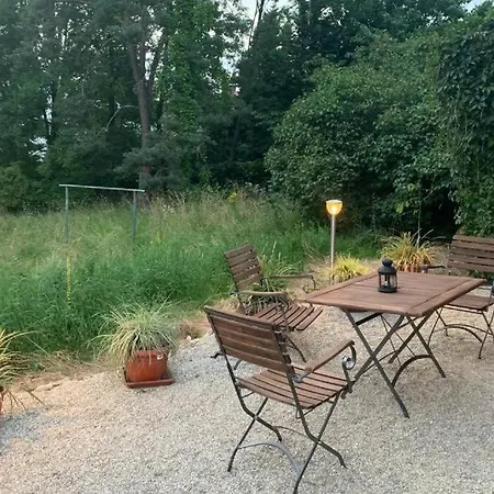 Apartment Gartenwohnung 5 Min. Zur Stadt *
